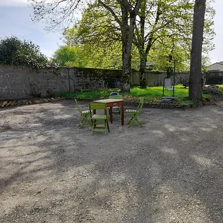 Relai Du Chateau Apart Otel