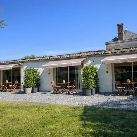 Relai Du Chateau 3*
